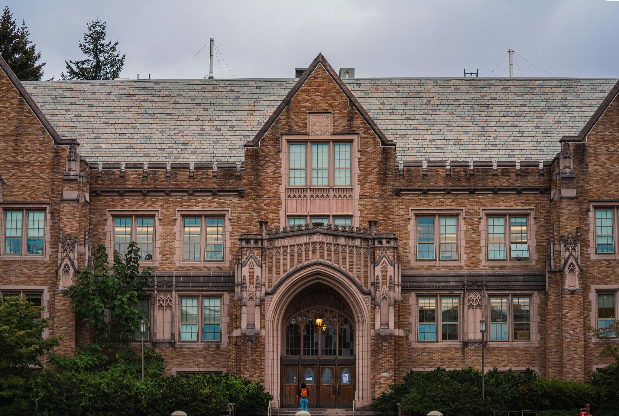 Campus scenery and architecture